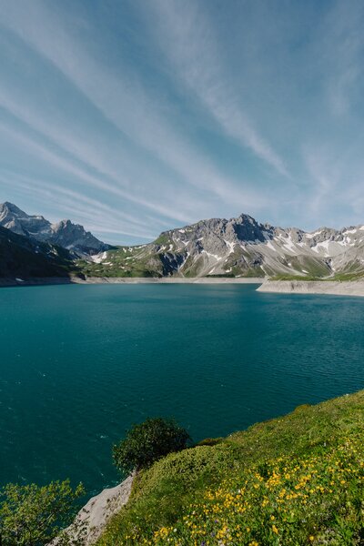 Großer Stausee im Brandnertal umgeben von Bergen | © Golm Silvretta Lünersee Tourismus GmbH Bregenz, Philipp Schilcher