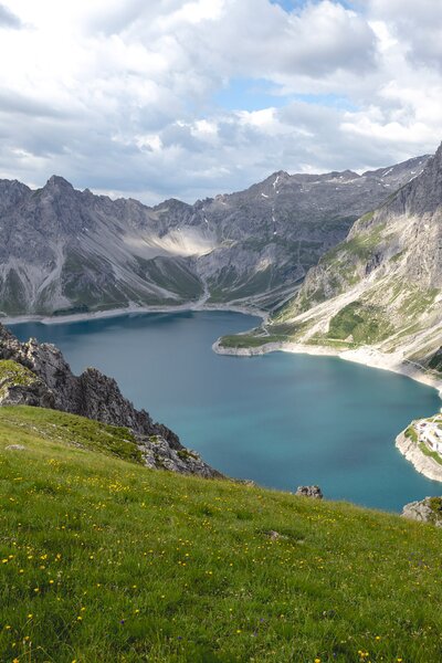 Lünersee | © Golm Silvretta Lünersee Tourismus GmbH Bregenz, Stefan Kothner Lünersee von der Seite | © Golm Silvretta Lünersee Tourismus GmbH Bregenz, Stefan Kothner