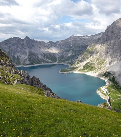 Lünersee von der Seite | © Golm Silvretta Lünersee Tourismus GmbH Bregenz, Stefan Kothner